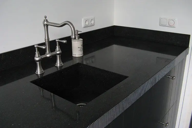 Monochrome keuken zwart